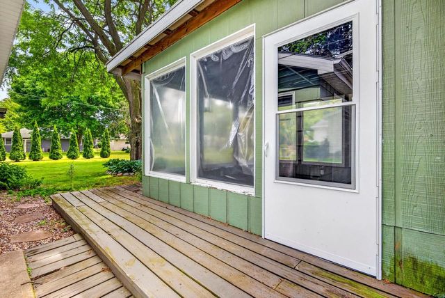 1910 GEORGIA STREET, Oshkosh, WI 54902
