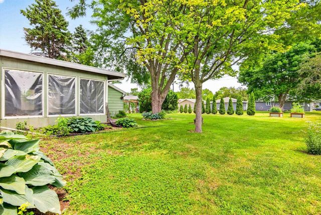 1910 GEORGIA STREET, Oshkosh, WI 54902