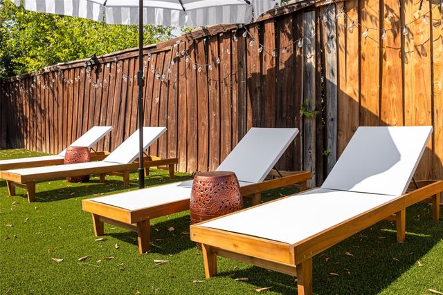 9427 Vista Circle, Irving, TX 75063