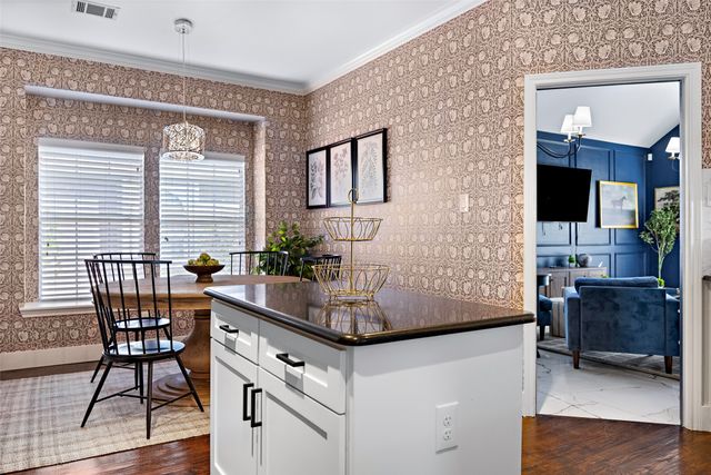 9427 Vista Circle, Irving, TX 75063