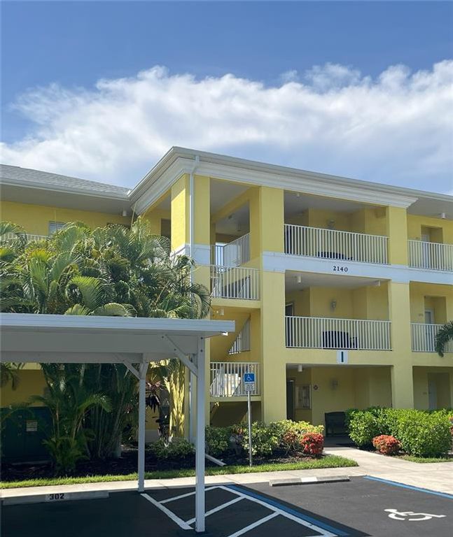 2140 HERON LAKE DRIVE 202, Punta Gorda, FL 33983