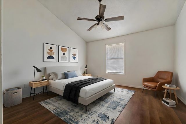 903-905 Hillyer ST, San Marcos, TX 78666