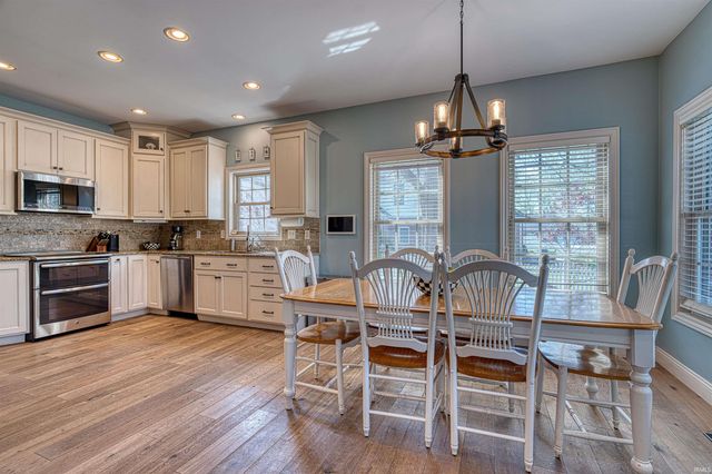 4583 Prescot Drive, Newburgh, IN 47630
