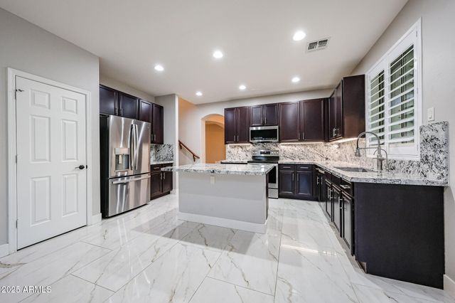 1224 E DERRINGER Way, Chandler, AZ 85286