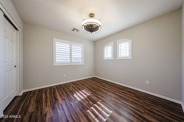 1224 E DERRINGER Way, Chandler, AZ 85286