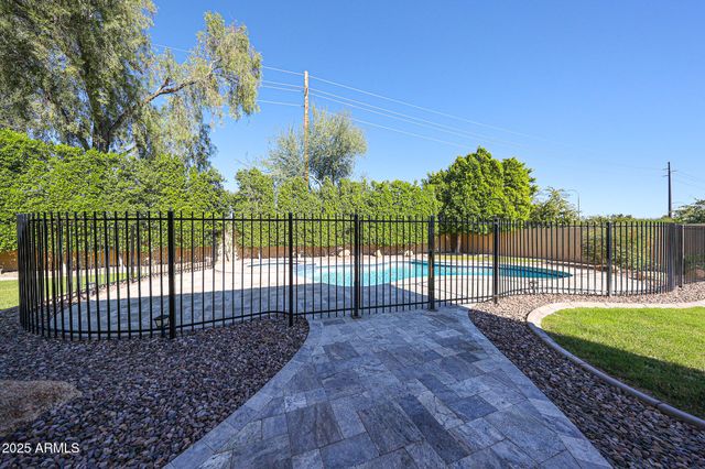 1224 E DERRINGER Way, Chandler, AZ 85286