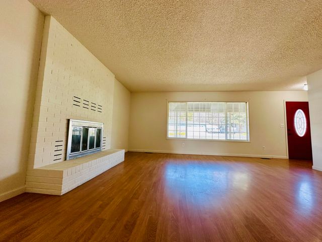 6276 Bryant Avenue, Klamath Falls, OR 97603