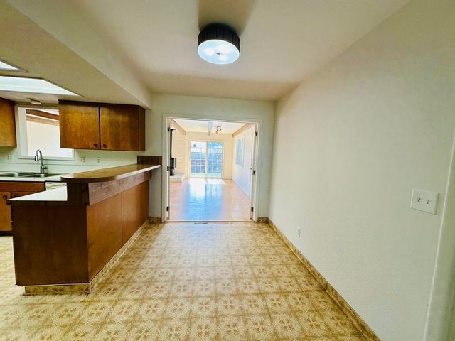 6276 Bryant Avenue, Klamath Falls, OR 97603