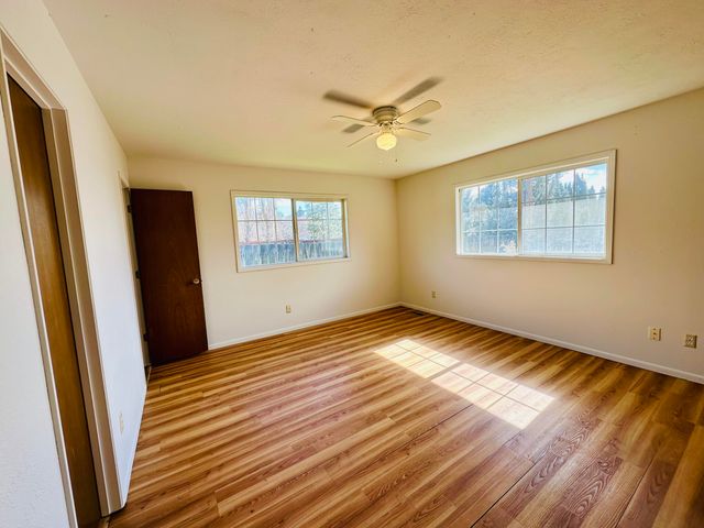 6276 Bryant Avenue, Klamath Falls, OR 97603