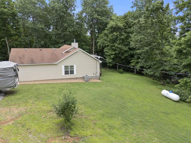 1150 Tonya Trl, Cumberland Furnace, TN 37051