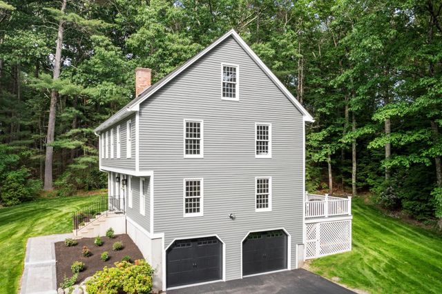 6 Finch Circle, Londonderry, NH 03053