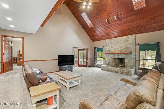 166 SLAUGHTER Road, Palatka, FL 32177