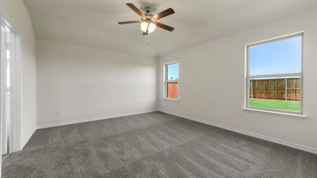 411 Epiphany Lane, Lavon, TX 75166