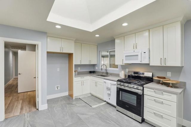 790 Shore Road, Hollister, CA 95023