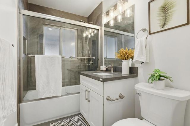 790 Shore Road, Hollister, CA 95023