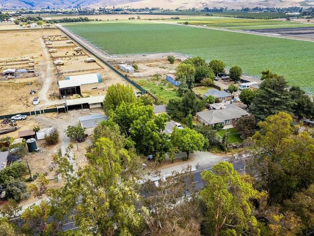 790 Shore Road, Hollister, CA 95023