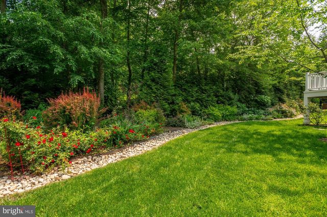 6804 BENJAMIN ST, Mclean, VA 22101