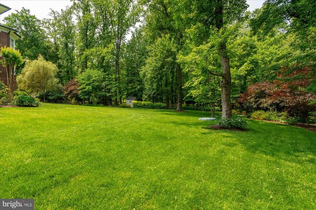 6804 BENJAMIN ST, Mclean, VA 22101