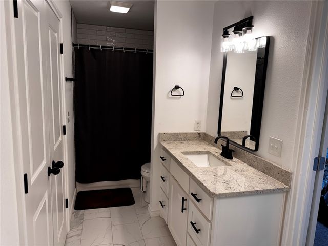 100 W Hoover Avenue, Whitney, TX 76692