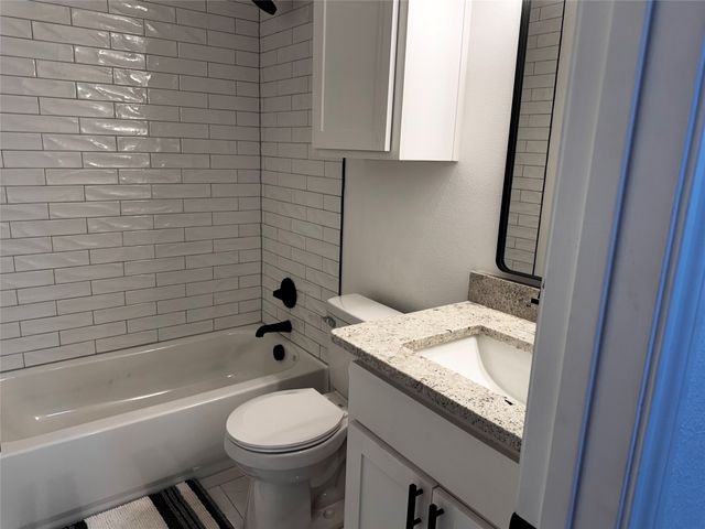 100 W Hoover Avenue, Whitney, TX 76692