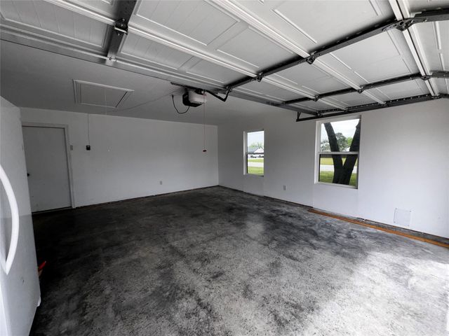 100 W Hoover Avenue, Whitney, TX 76692