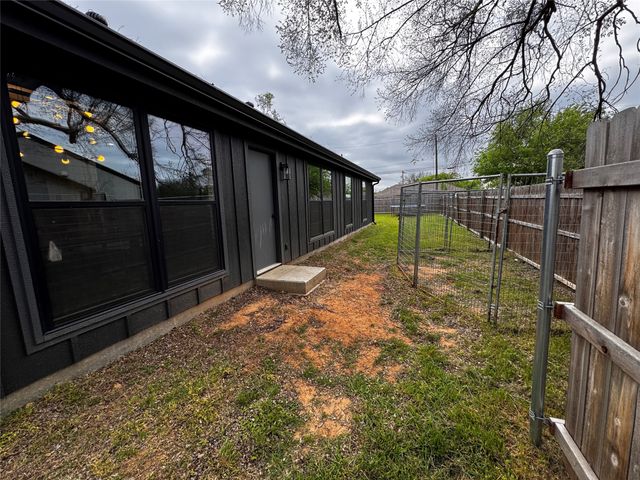 100 W Hoover Avenue, Whitney, TX 76692