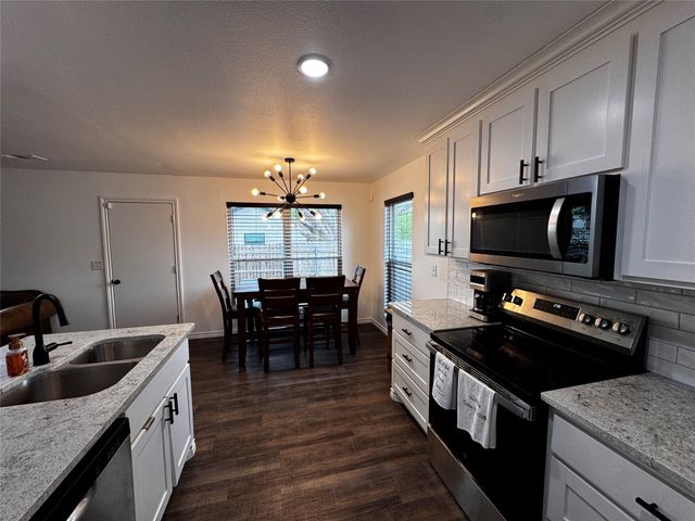 100 W Hoover Avenue, Whitney, TX 76692