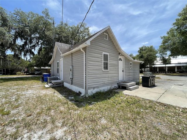 1022 OREGON AVENUE, St Cloud, FL 34769