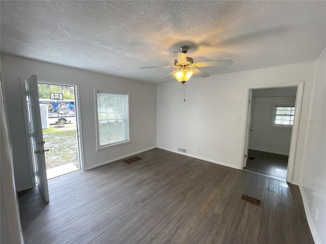 1022 OREGON AVENUE, St Cloud, FL 34769