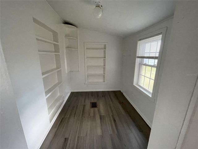 1022 OREGON AVENUE, St Cloud, FL 34769