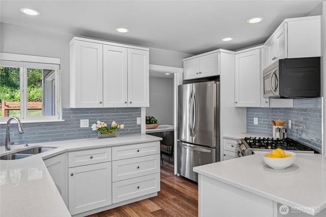 2787 H Street Road, Blaine, WA 98230