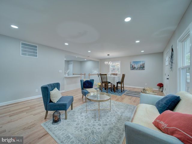 112 COURTNEY DR, Elkton, MD 21921