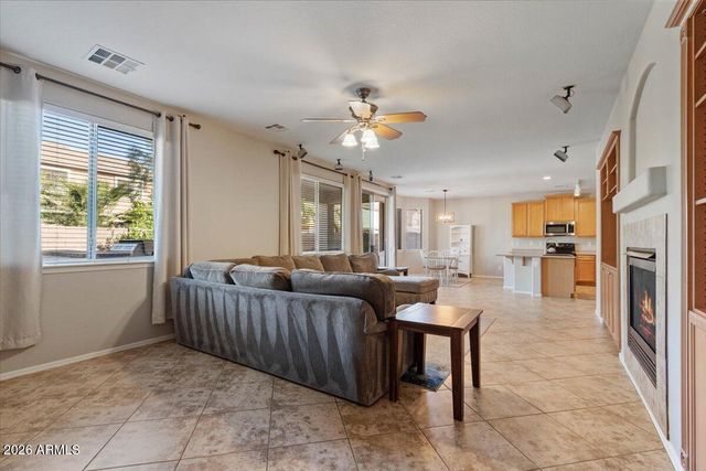 3622 E BRIDGEPORT Parkway, Gilbert, AZ 85295