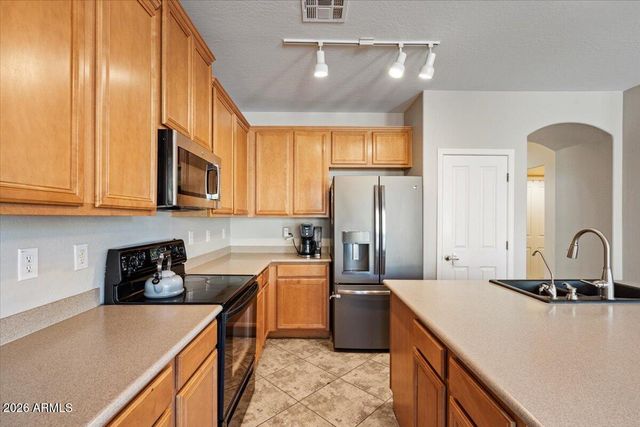 3622 E BRIDGEPORT Parkway, Gilbert, AZ 85295