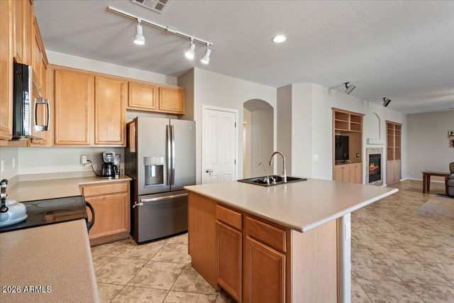 3622 E BRIDGEPORT Parkway, Gilbert, AZ 85295