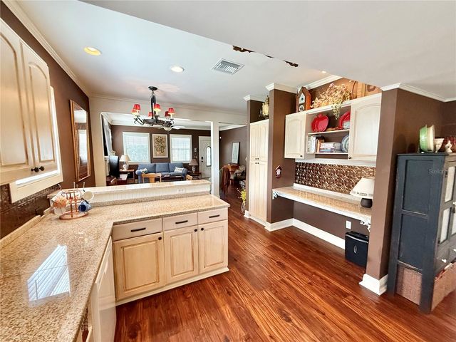 14058 11TH STREET, Dade City, FL 33525