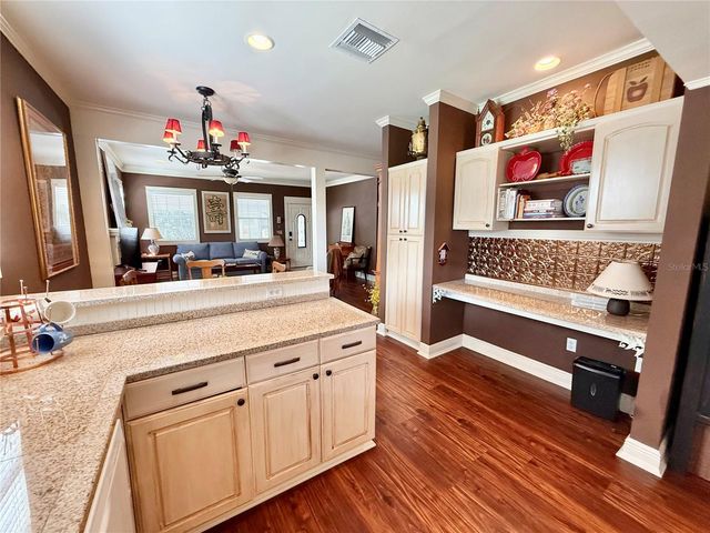 14058 11TH STREET, Dade City, FL 33525