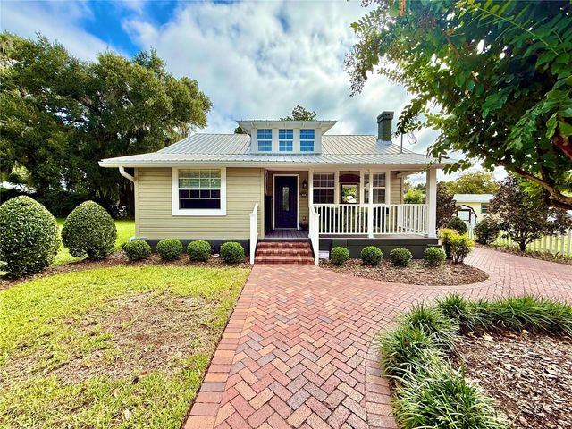 14058 11TH STREET, Dade City, FL 33525