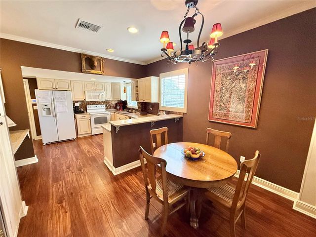 14058 11TH STREET, Dade City, FL 33525