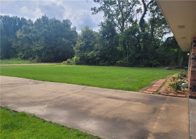 158 RALPHS Lane, Hessmer, LA 71341
