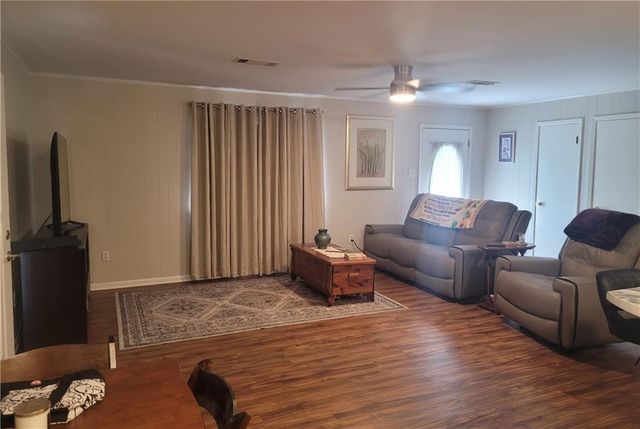 158 RALPHS Lane, Hessmer, LA 71341