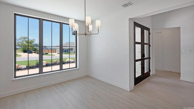 165 Brandon Cove, Castroville, TX 78009