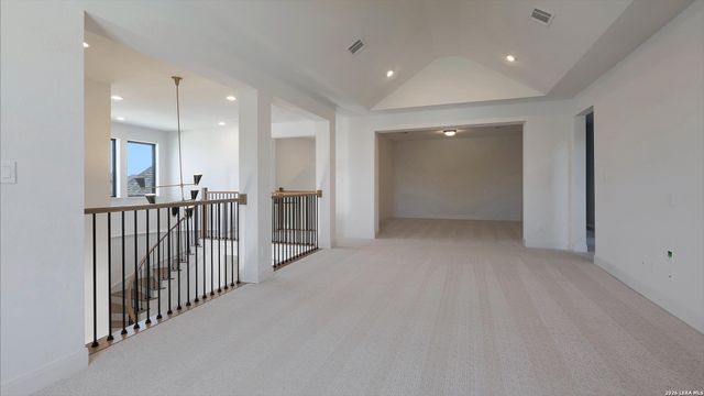 165 Brandon Cove, Castroville, TX 78009