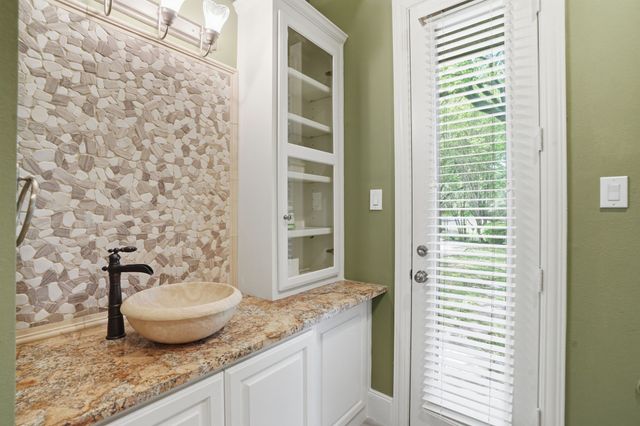 1006 S Wellington Point Road, Mckinney, TX 75072