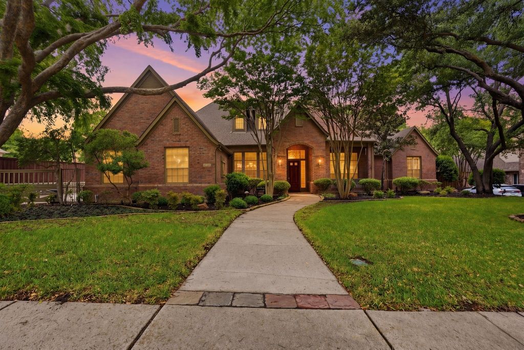 1006 S Wellington Point Road, Mckinney, TX 75072