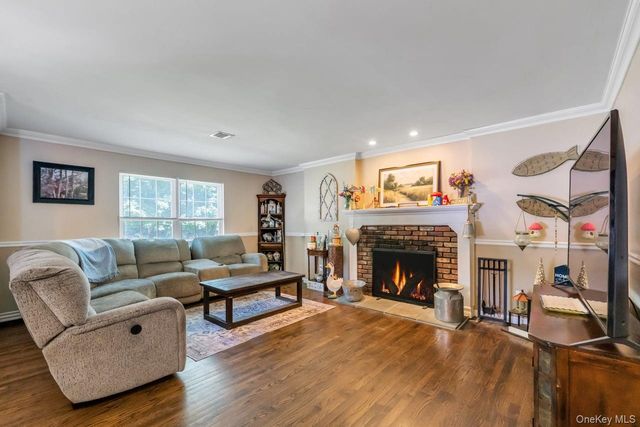430 Yaphank Middle Island Road, Yaphank, NY 11980