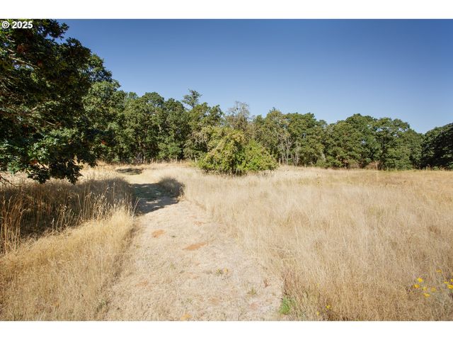 5545 SKYLINE Rd, Salem, OR 97301