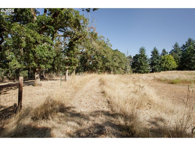 5545 SKYLINE Rd, Salem, OR 97301