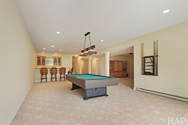 5614 Prairie Ridge Road 121, Crystal Lake, IL 60014