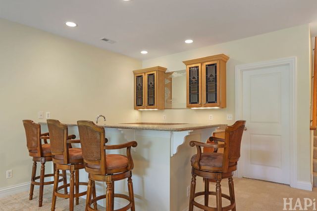 5614 Prairie Ridge Road 121, Crystal Lake, IL 60014